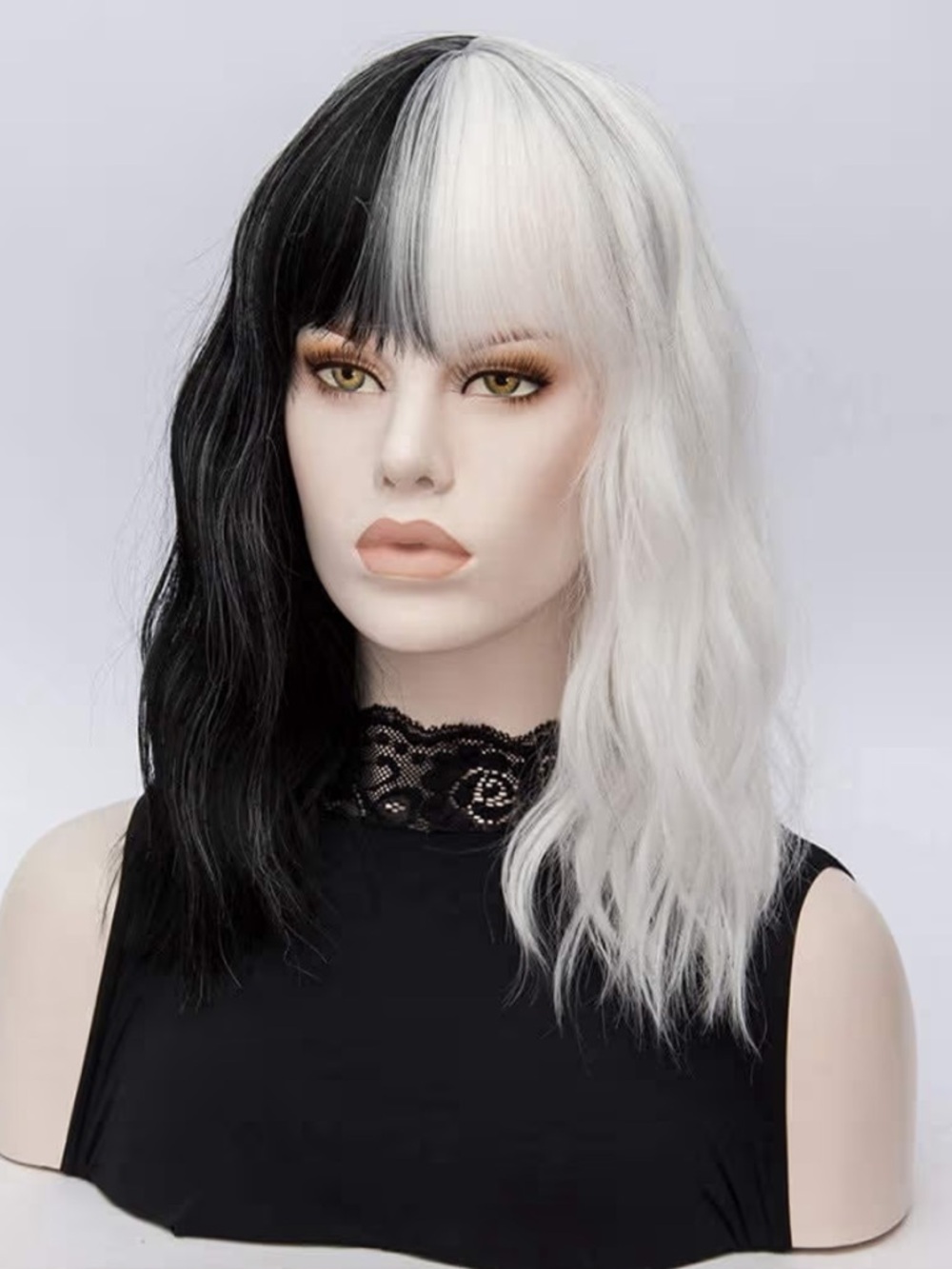 Black and White Two-Tone Wavy Mid-Length Wig